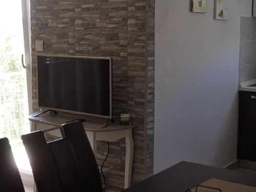 Apartments Profaca - Two Bedroom Apartment with Terrace