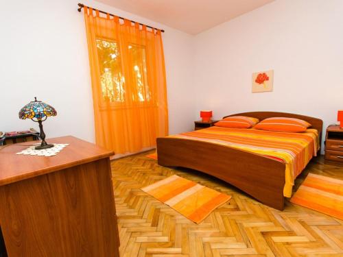 Apartments Ivana TR -Two Bedroom Apartment with Terrace A1