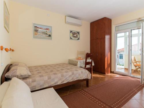 Pulastar - Studio Apartment with Terrace