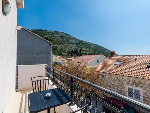 Apartments Life - One Bedroom Apartment with Balcony and Sea View