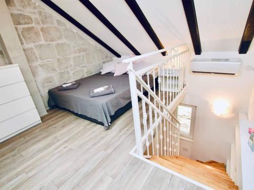 Dalmatian White Shell Apartment- Two Bedroom Apartment