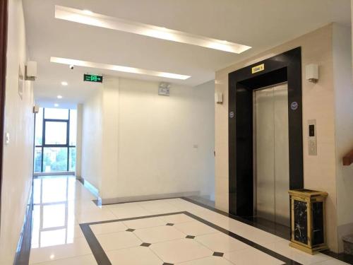 ニンビンにあるKhách sạn Bảo An Ninh Bìnhのギャラリーの写真