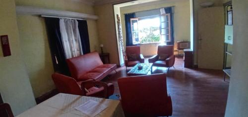 Ruang duduk di Maison Nazareta