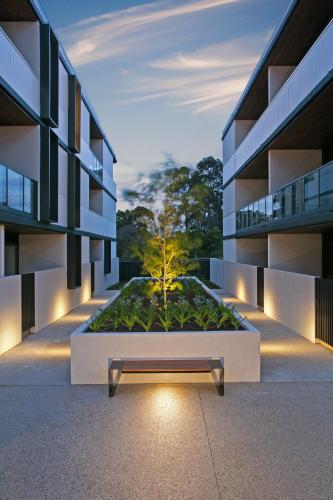 Clayton Serviced Apartmentsにある庭