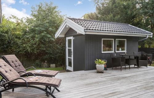 Zahrada ubytování 3 Bedroom Stunning Home In Nykøbing Sj