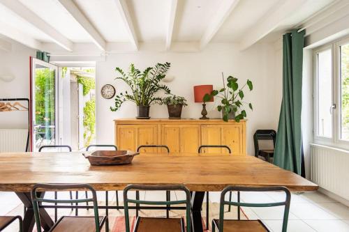 Φωτογραφία από το άλμπουμ του Gite Chez Grigri pour max 11 pers avec piscine chauffée et jardin σε Villebois-Lavalette