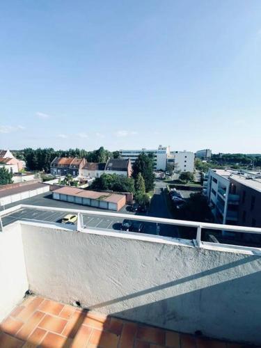 Photo de la galerie de l'établissement Appartement Cosy près du métro, à Croix