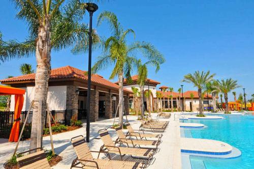Heated Pool Hot Tub Lazy River Game Room photo 67