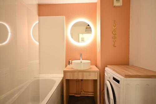 Ένα μπάνιο στο Appartement Spacieux et Moderne à 10 minutes du port de Vannes