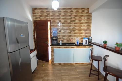 Dapur atau dapur kecil di Casa beira-mar com piscina em Saquarema RJ
