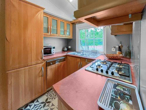 Gambar di galeri bagi Un joli coin de paradis - Villa avec piscine et jacuzzi di Gras