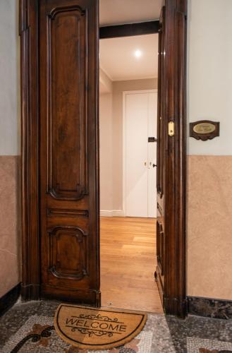 Domus San Carlo- Luxury apartment in Turin's heart photo 21