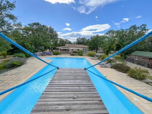 Gambar di galeri bagi Un joli coin de paradis - Villa avec piscine et jacuzzi di Gras