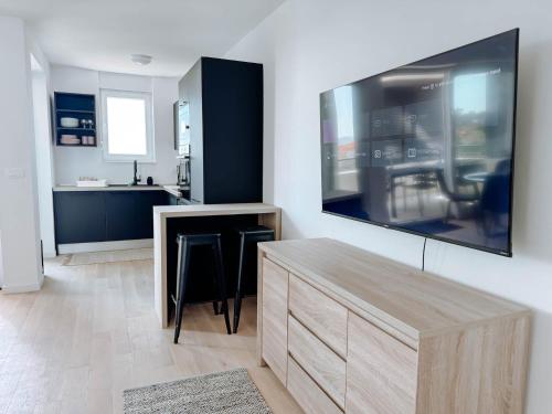 3 Bedroom Apartment La Casa Marcina