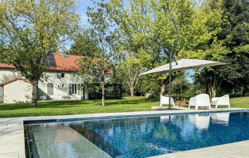 Πισίνα στο ή κοντά στο Nice Home In Gans With Kitchen
