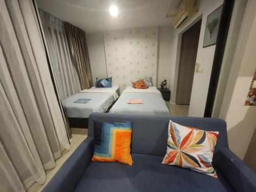 Imagen de la galería de Centrio Condominium Twin bed room, en Ban Rangeng