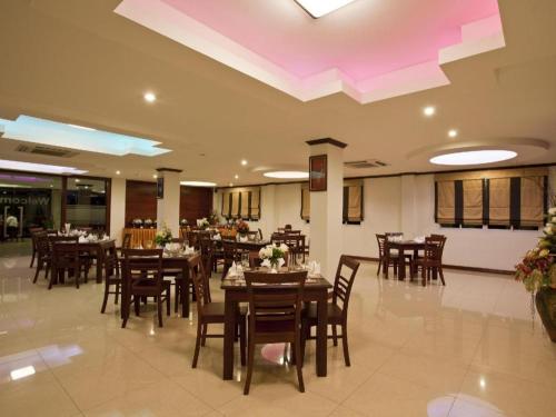 Εστιατόριο ή άλλο μέρος για φαγητό στο Lao Golden Hotel