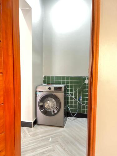 Gambar di galeri bagi Jade view condo di Buye
