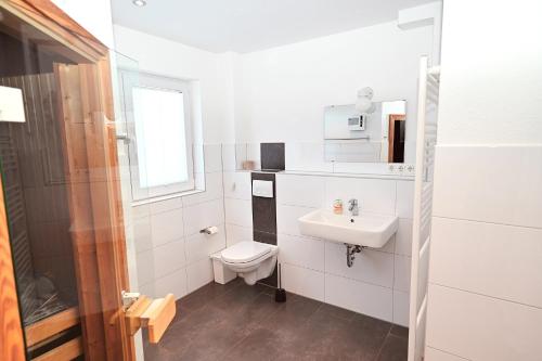 Koupelna v ubytování Ferienhaus Solhem Sechendorf