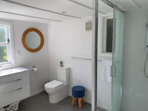 Koupelna v ubytování Beach Home with 3 double bedrooms and amazing sea views