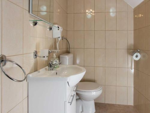 Apartments Djurkovic - Deluxe Studio with Balcony and Garden View