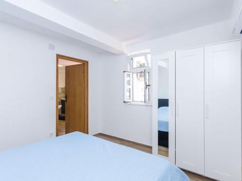 Apartments Paula - One Bedroom Apartment with Shared Terrace