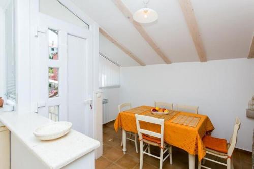 Villa Marini Dvori - Two-Bedroom Apartment with Terrace