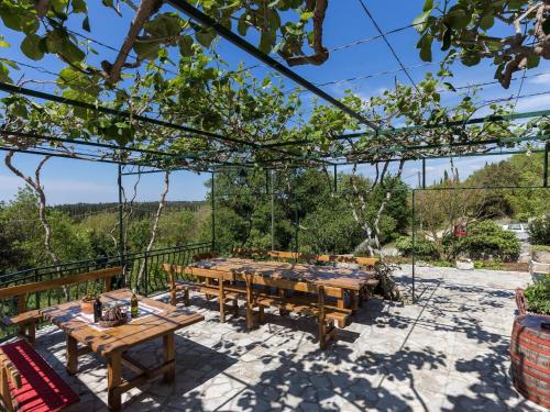 Country House Bakicevo - Two Bedroom Apartment with Terrace