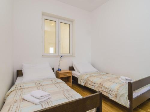 Two-Bedroom Apartment with Terrace and Sea View
