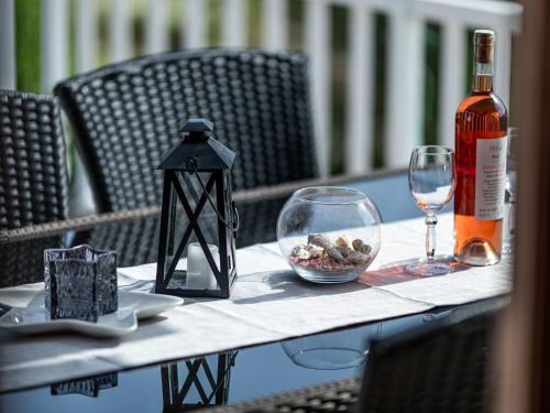 Apartment Maja's Style - Two Bedroom Apartment with Terrace and Garden View