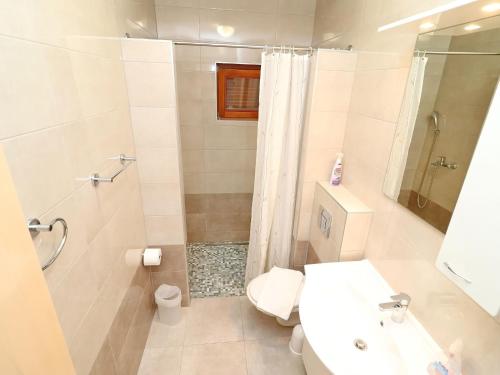 Seaside Apartments Hrka - Comfort One Bedroom Apartment with Terrace and Sea View 1