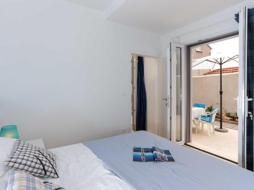 Apartments Villa Karmen - Comfort One-Bedroom Apartment with Terrace Marine
