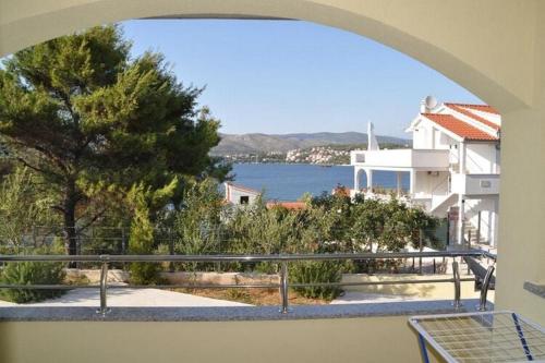 Apartments Villa Moonlight - Two Bedroom Apartment with Sea View Terrace Family