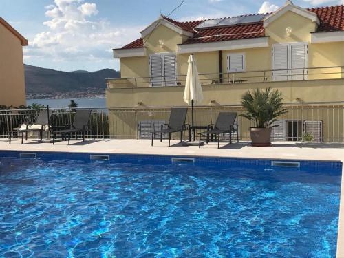 Apartments Villa Moonlight - Two Bedroom Apartment with Sea View Terrace Family