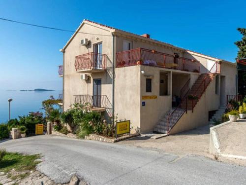 Guest House Fontana - Standard One Bedroom Apartment with Balcony and Sea View