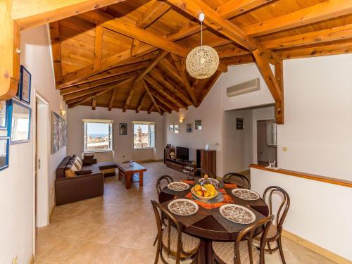Apartment Casa Vanna - Two-Bedroom Apartment with Terrace and Sea View