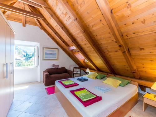 Apartment Casa Vanna - Two-Bedroom Apartment with Terrace and Sea View