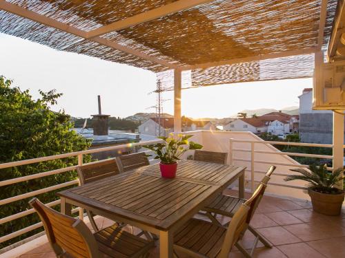 Apartment Marlo - Two-Bedroom Apartment with Balcony Top Floor