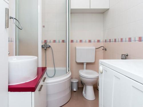Apartment Marlo - Two-Bedroom Apartment with Balcony Top Floor