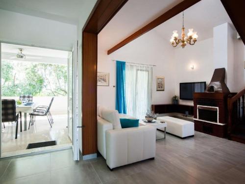 Holiday home Ingrid - Four Bedroom Holiday Home with Pool
