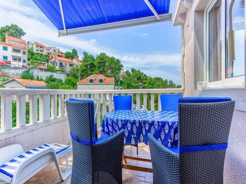 Apartments Ivo - One bedroom apartment with terrace and sea view A5