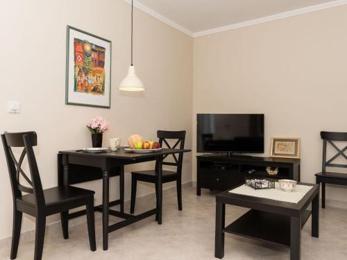 Apartments Gaura - One-Bedroom Apartment with Terrace