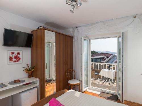 Rooms Tupina by Paulina - Superior Double Room with Balcony and Sea View Room 2