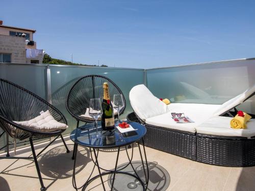 Apartment Velvet - Studio Apartment with Hot Tub