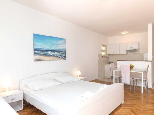 House Apartments Ariva - Studio Apartment with Balcony 3 Adults - A1