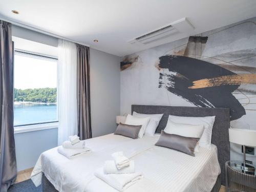 Apartments Villa Royale - Studio Apartment with Sea View