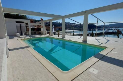 Apartment Marta - One Bedroom apartment with sea view