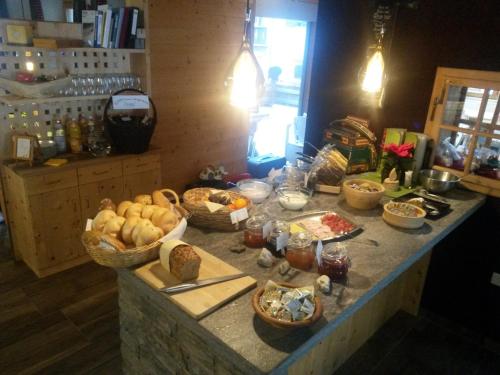 Jídlo v hotelu nebo okolí