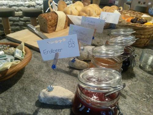 Jídlo v hotelu nebo okolí