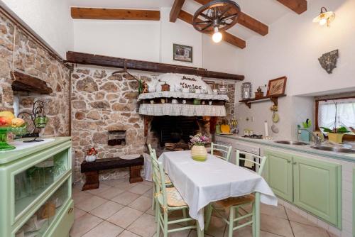 Haus Salakova a lovely vintage stone house